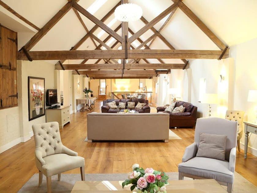 Open plan living space | Finchcocks Oast 1-22, Goudhurst