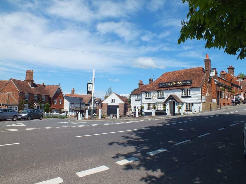 Finchcocks Oast 1-22 (ref M52569) in Goudhurst, Kent | cottages.com