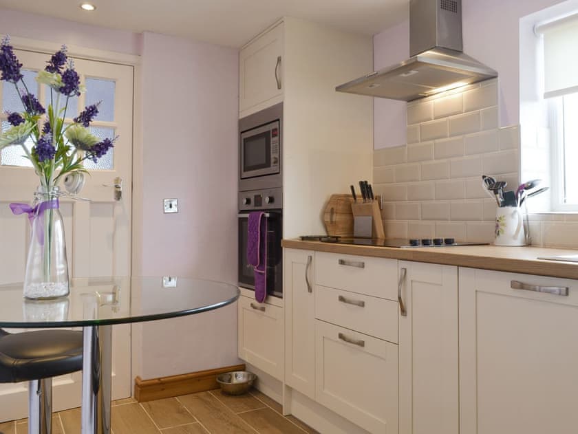 Fully appointed fitted kitchen | Pen Parc, Rhosybol, near Amlwch