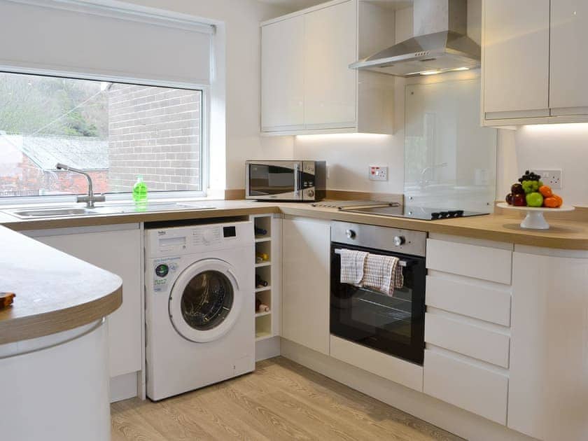 Well-equipped fitted kitchen | Upper Sandstell Point - Sandstell Point Apartments, Spittal, near Berwick-upon-Tweed