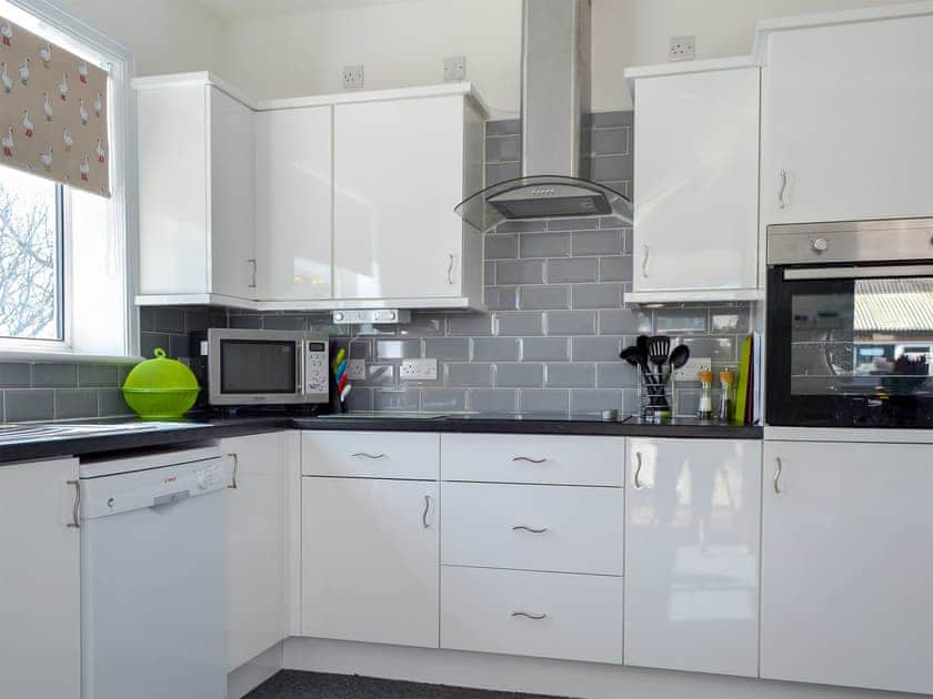 Kitchen and dining area | Wayside Cottage, North Frodingham, near Driffield