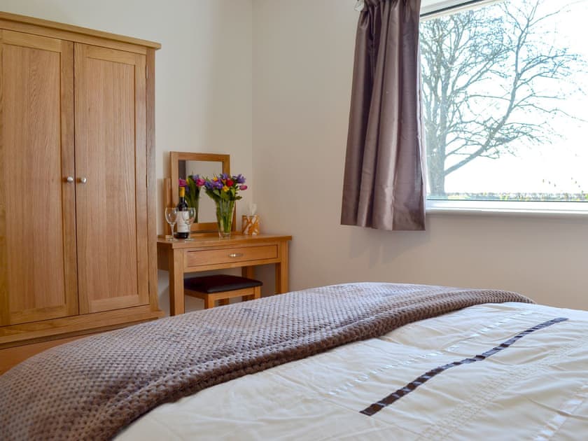 Relaxing double bedroom | Wayside Cottage, North Frodingham, near Driffield