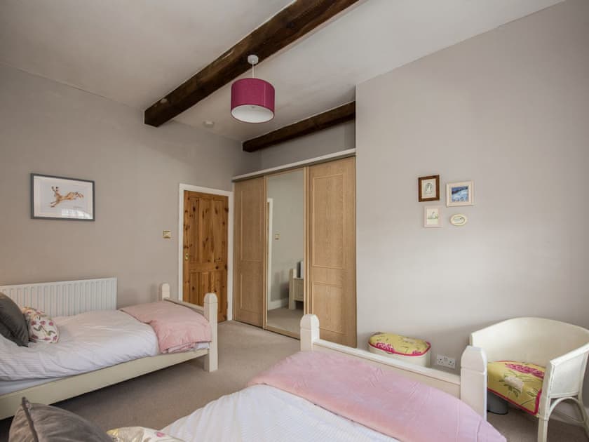 Roomy bedroom with twin single beds | The Coach House, Fremington, near Richmond
