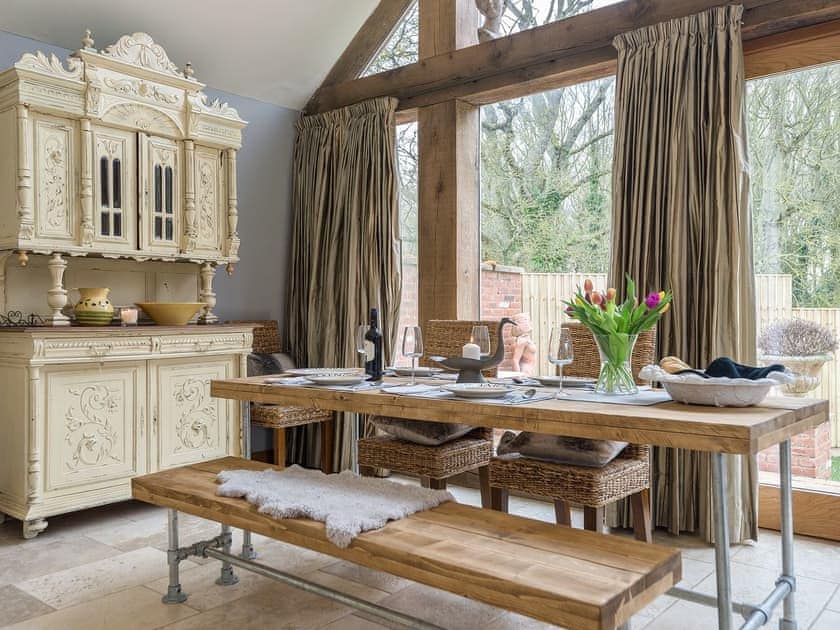 Dining area | Liliy Pad Lodge - Garden House Cottages, Market Stainton, near Market Rasen