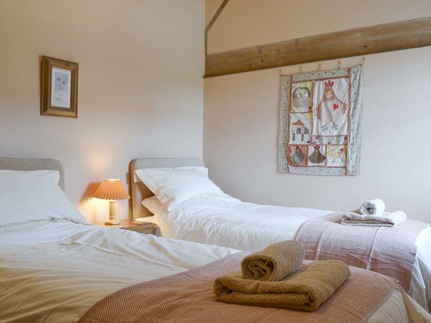 Comfortable twin bedroom | Cass Lodge, near Easingwold