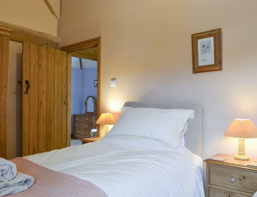 Delightful twin bedroom | Cass Lodge, near Easingwold