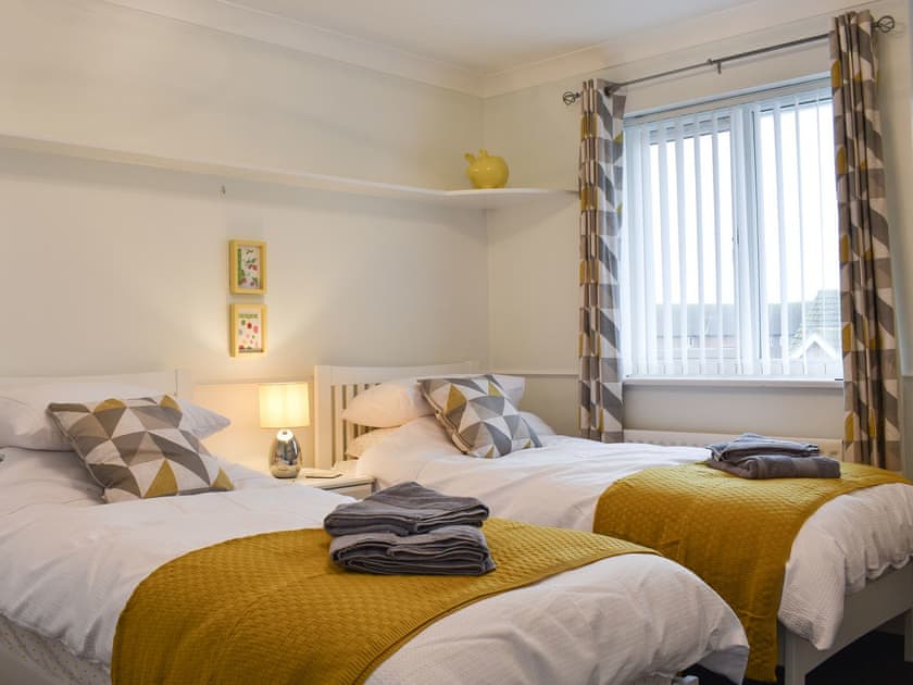 Twin bedroom | Seascape, Clacton-on-Sea