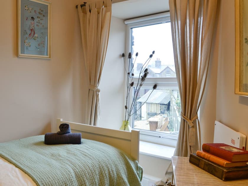 Single bedroom | Tŷ ar y Tro, Ffestiniog, near Blaenau Ffestiniog