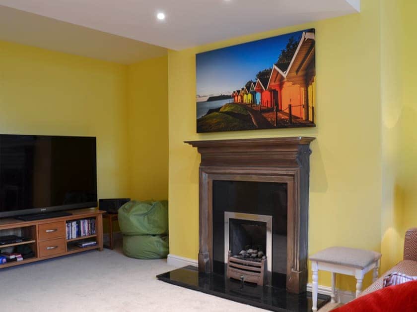 Comfortable living room | Twin Bays House, Scarborough