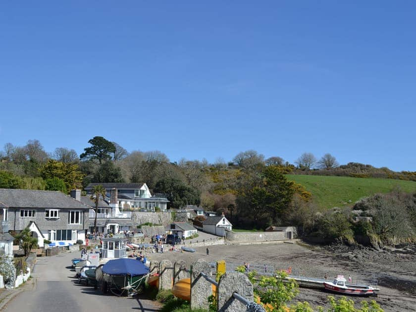 Tucstan Ref 15433 In Constantine Near Falmouth Cornwall