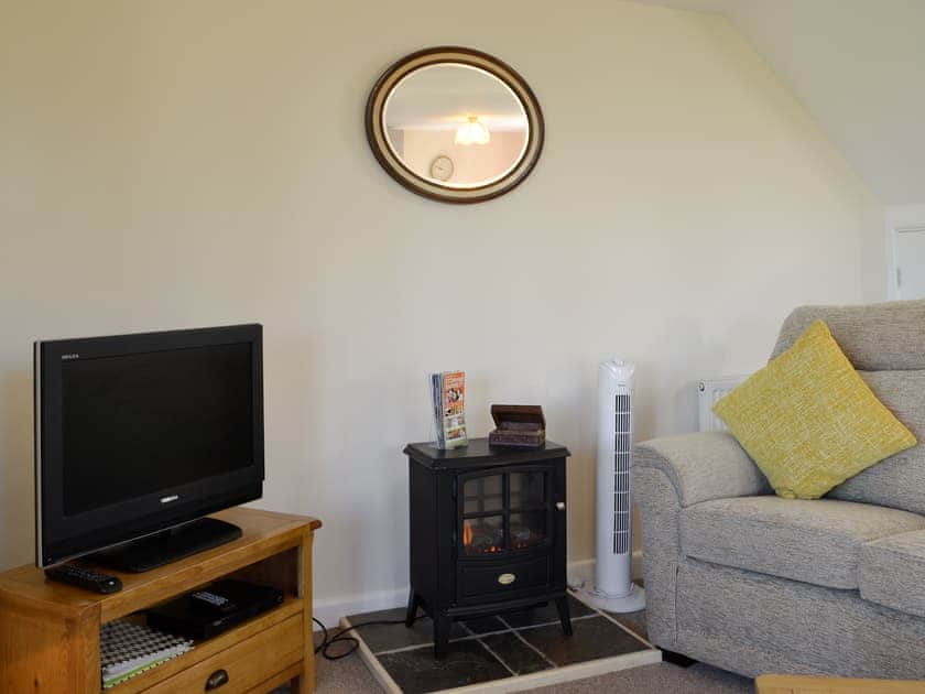 Comfy living area | Sally’s Nest - Vale Farm Cottages, Wenhaston, near Southwold