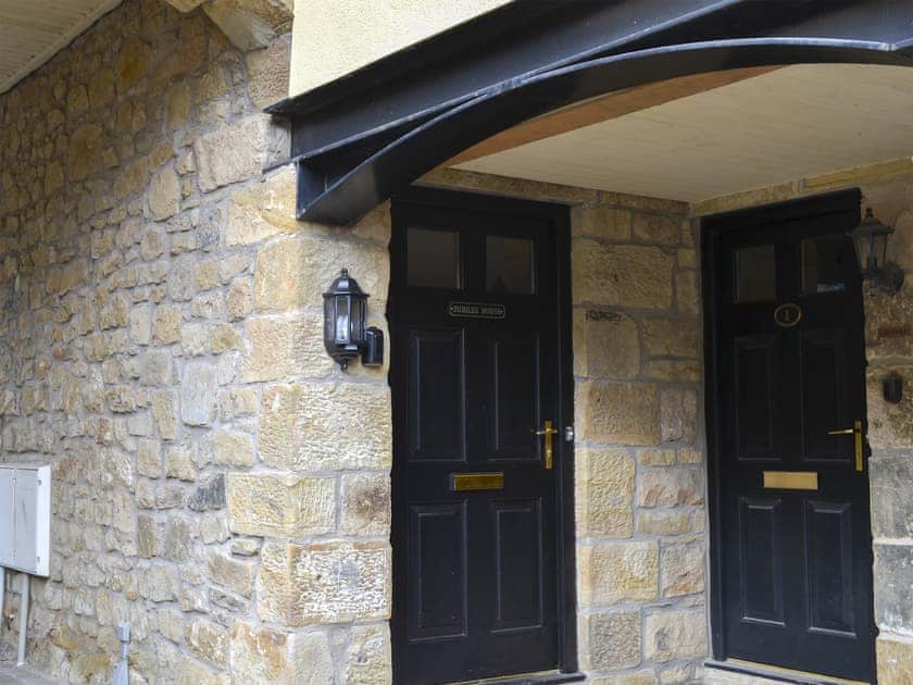 Accessed via a quiet courtyard | Jubilee House, Alnwick