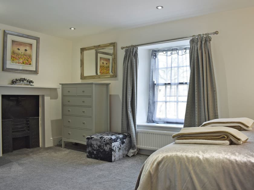 Characterful double bedroom | Pear Tree Cottage and The Granary, East Witton, near Leyburn