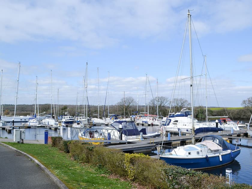 Marina | High Tide, Binfield, near Newport