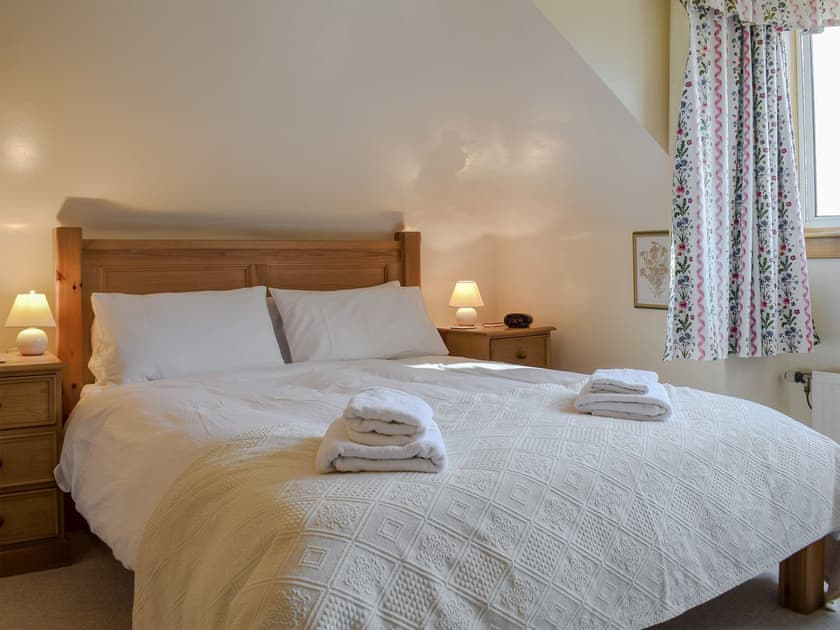 Comfy double bedroom | Burnside, St Andrews