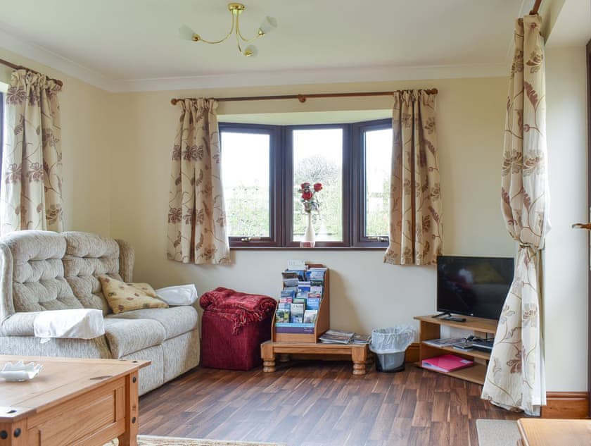 Dairy Annexe in Near Wisbech St Mary, Cambridgeshire Book Online