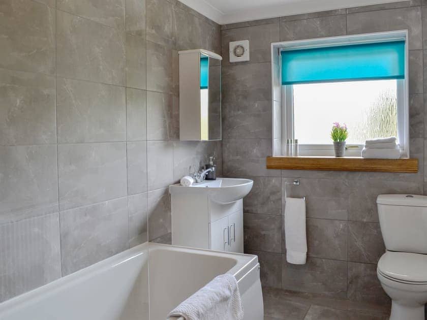 Bathroom | Chestnut Lodge, Portpatrick