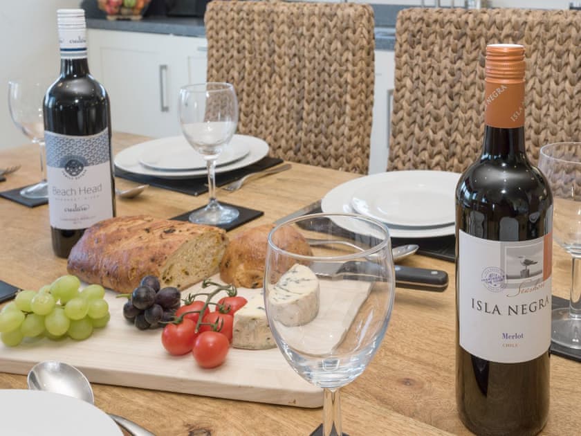 Elegant dining area | Broad Reach, Fritton, near Great Yarmouth
