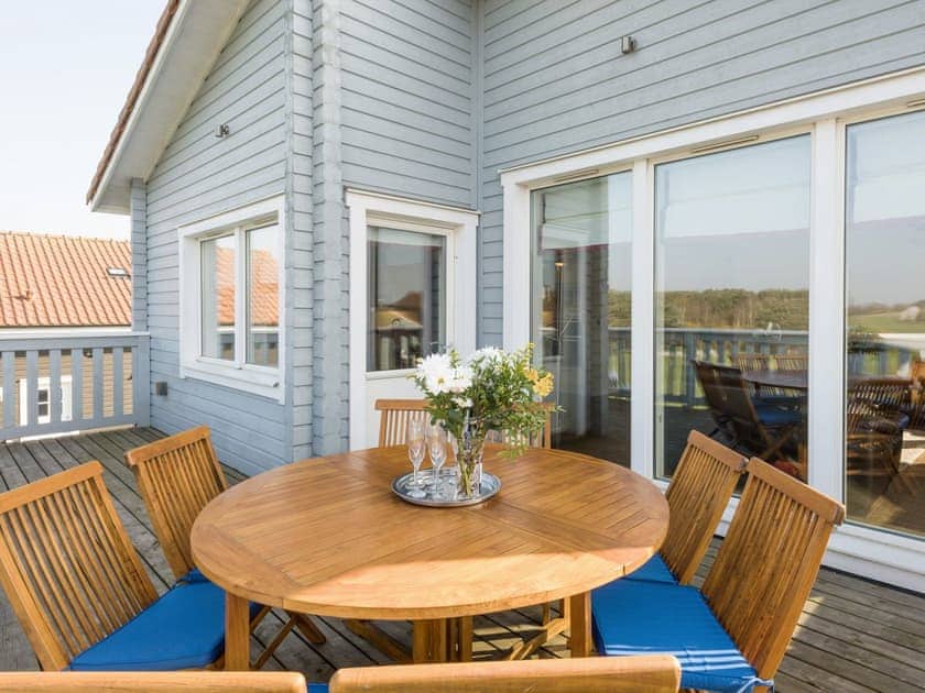 Balcony area with outdoor furniture | Broad Reach, Fritton, near Great Yarmouth