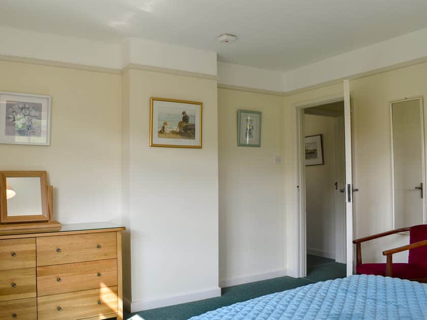 Double bedroom | Valley View - Lynch Farm, West Milton