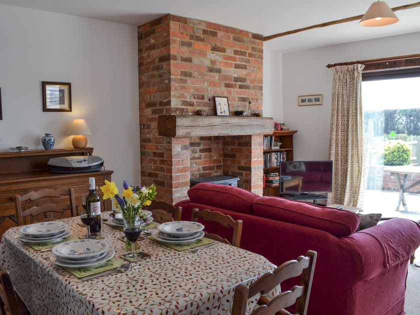 Living room with dining area | Pond Cottage, Peasmarsh, nr Rye