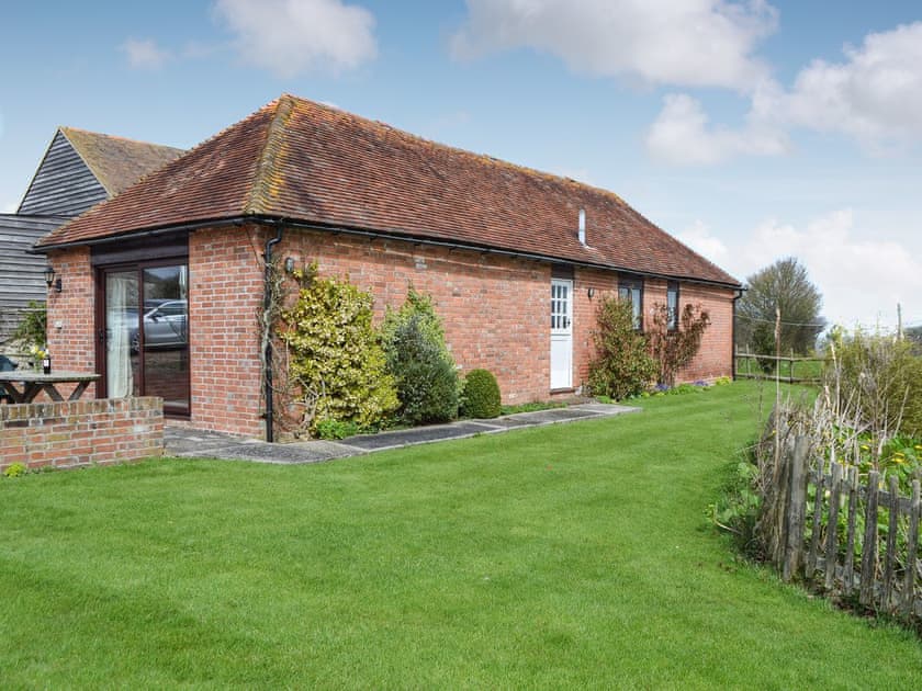 Exterior | Pond Cottage, Peasmarsh, nr Rye