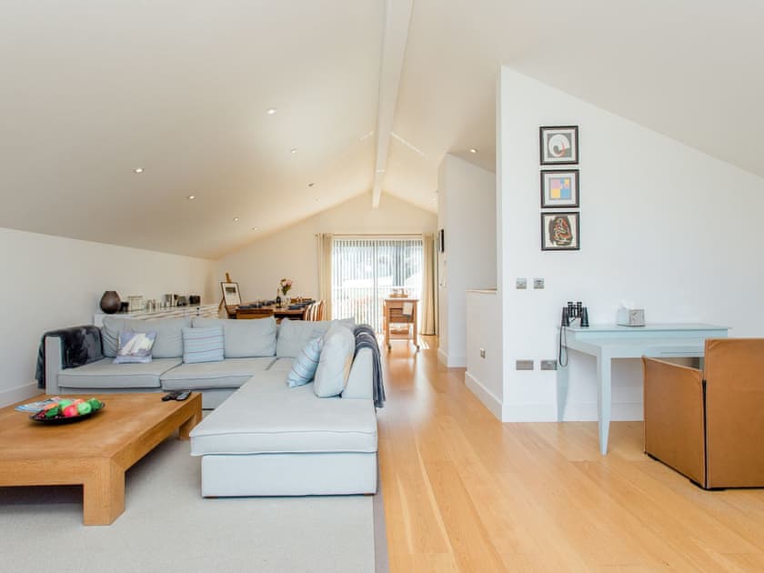 Open plan living space | Solent Lawns, Cowes