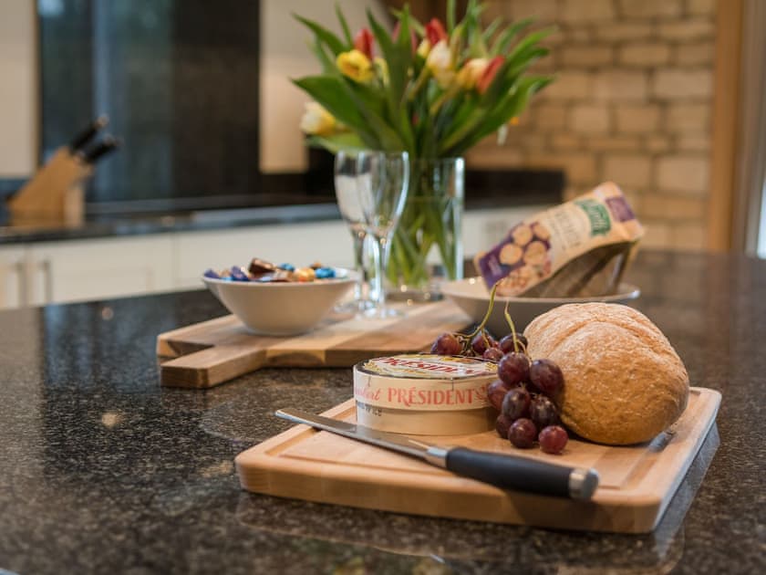 Kitchen | Coot Lodge, Somerford Keynes, near Cirencester