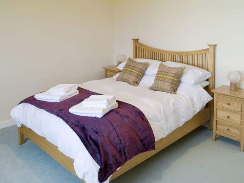Relaxing double bedroom | North Farm Bungalow, Horsley, near Newcastle-upon-Tyne