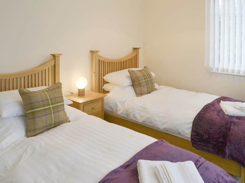 Comfortable twin bedroom | North Farm Bungalow, Horsley, near Newcastle-upon-Tyne