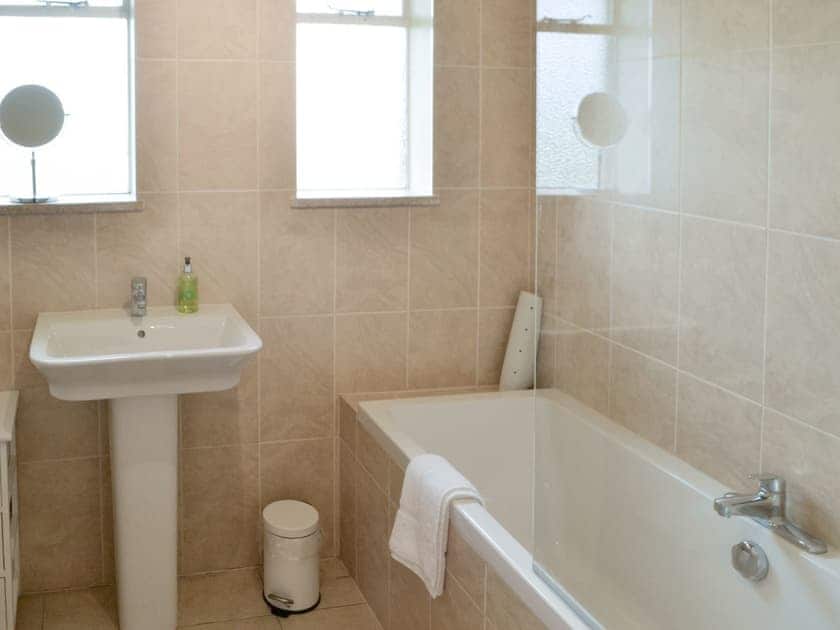 Family bathroom with shower over bath | North Farm Bungalow, Horsley, near Newcastle-upon-Tyne