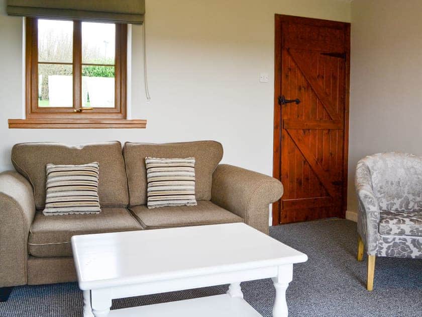Lovely modest living area | Stable Cottage - Common House Farm, Melkridge
