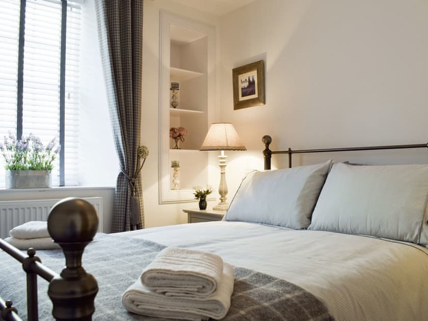 Relaxing double bedroom | The Sailmaker’s Loft, Anstruther