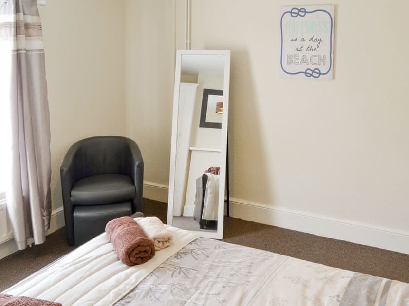 Good-sized second double bedroom | Coastguard Cottage, Caister-on-Sea, near Great Yarmouth
