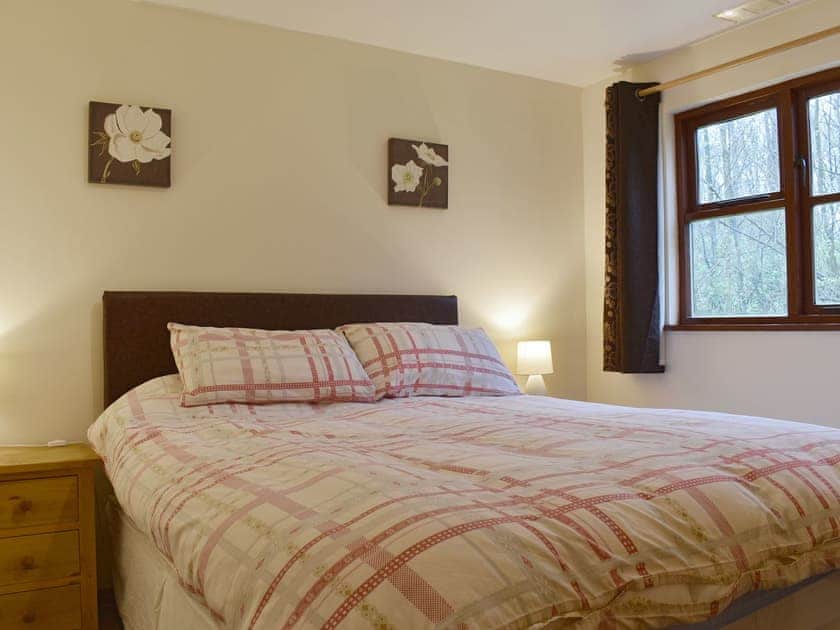 Peaceful double bedroom | Silver Birch Lodge - Eversleigh Woodland Lodges, Shadoxhurst, near Ashford
