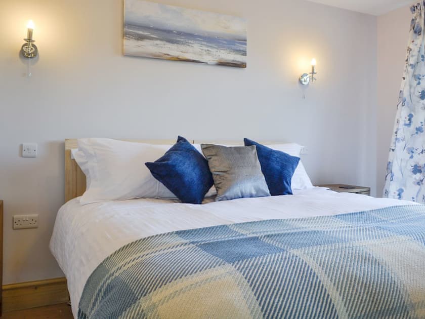 Comfortable double bedroom | Lakeside Lodge, near Rhayader