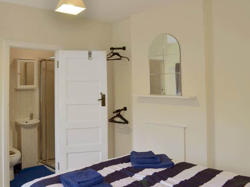 Comfortable double bedroom | Rosehill, Paignton
