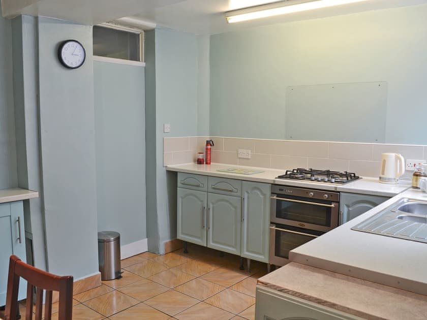 Kitchen/diner | Seagulls, Holyhead