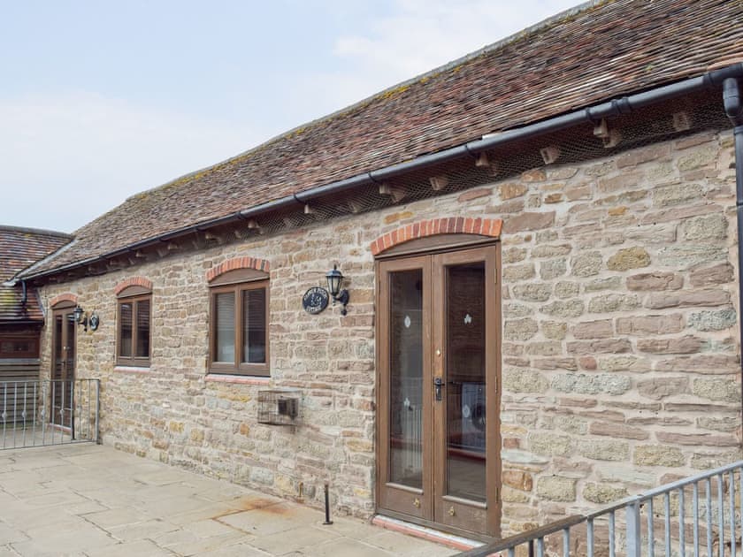 Cinder Cottage Malvern View Country And Leisure Park In Stanford