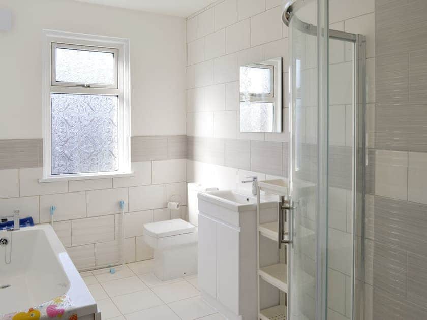 Bathroom with bath and separate shower cubicle | The Harbour Master’s House, Bridlington