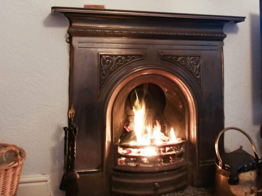 Real fire within the living room | Winville Cottage, Askrigg