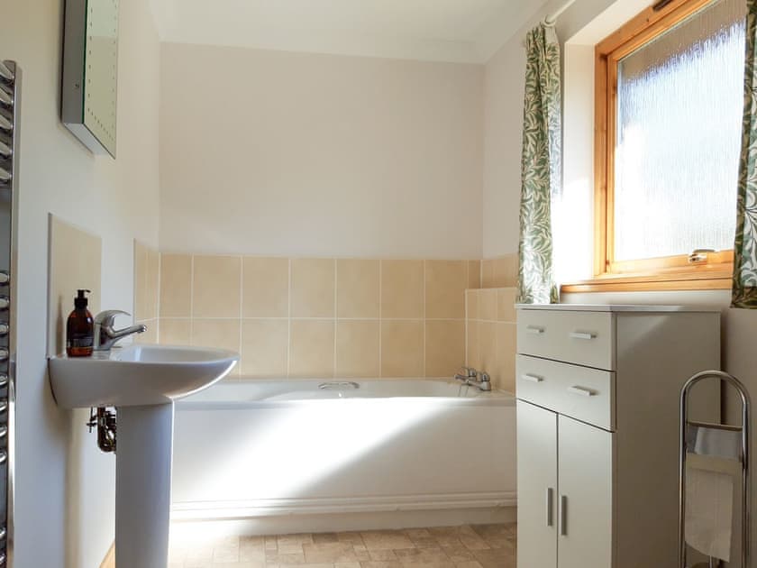 First floor bathroom | Lismore Cottage, North Ballachulish, near Glencoe