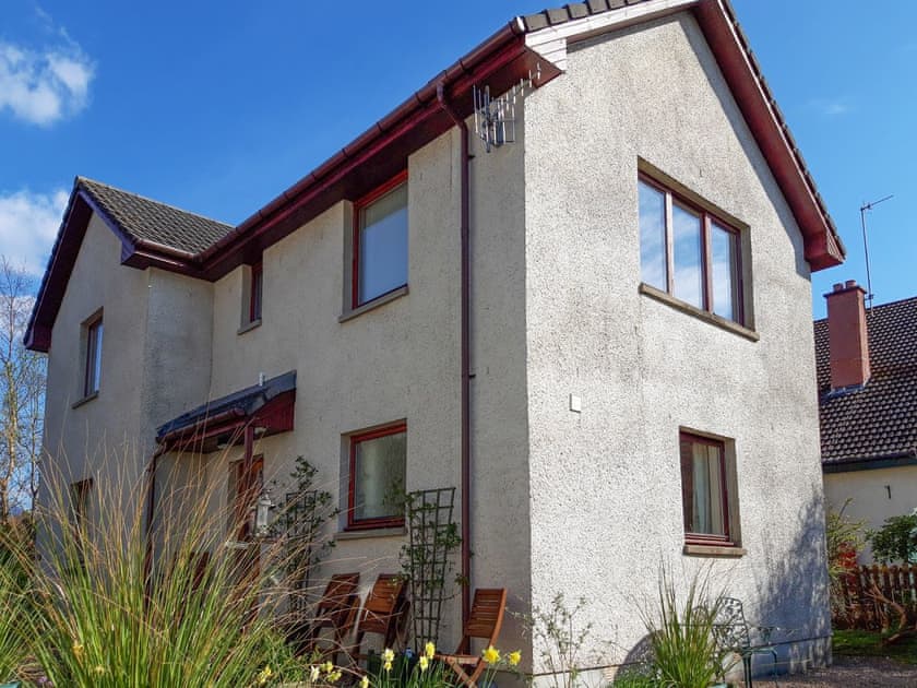 Attractive holiday home | Lismore Cottage, North Ballachulish, near Glencoe