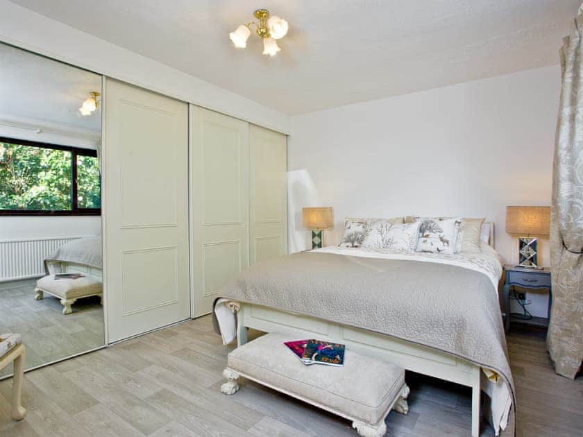 Well presented double bedroom | Hawks Ridge, Downderry