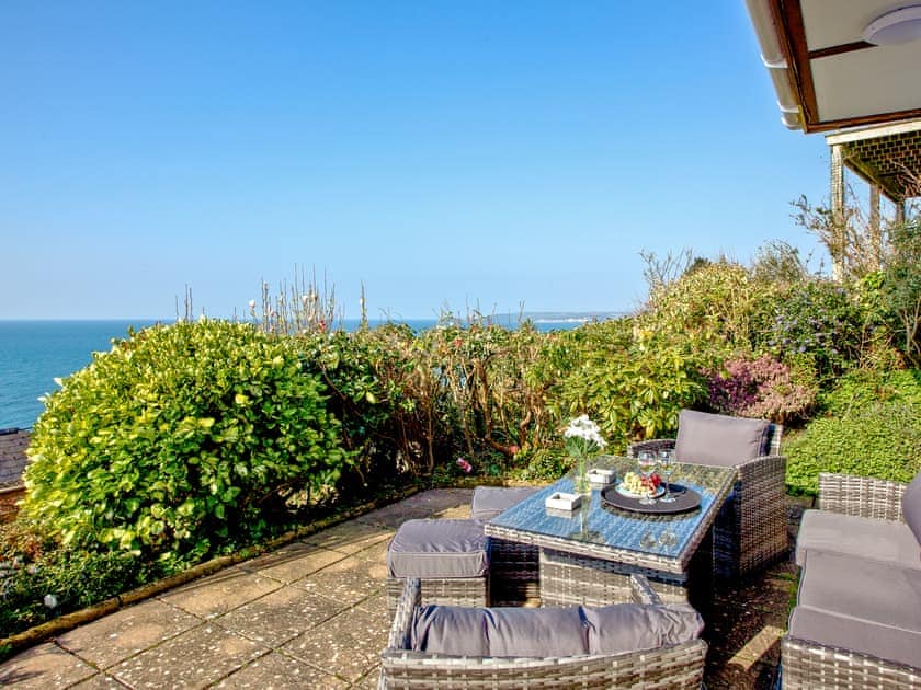 Sitting-out-area with fantastic views | Hawks Ridge, Downderry