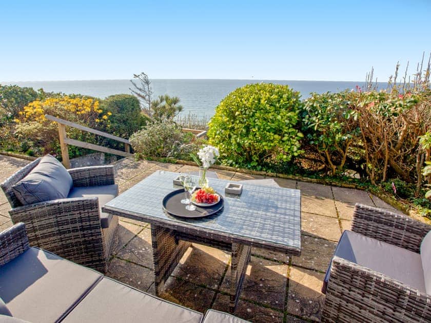 Sitting-out-area with fantastic views | Hawks Ridge, Downderry