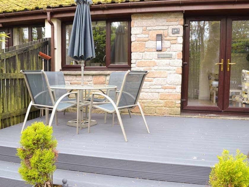 Exterior with seating area | Gracelands - Happys and Gracelands, Lelant, near St Ives