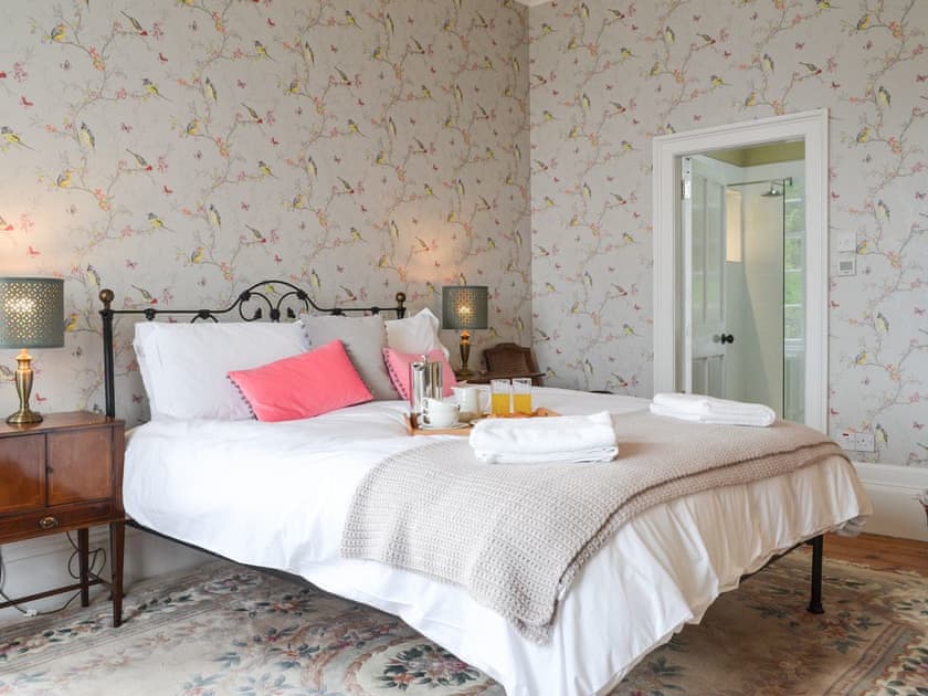 King sized bedroom | FircliffThe House on Bute, Port Bannatyne, near Rothesay, Isle of Bute