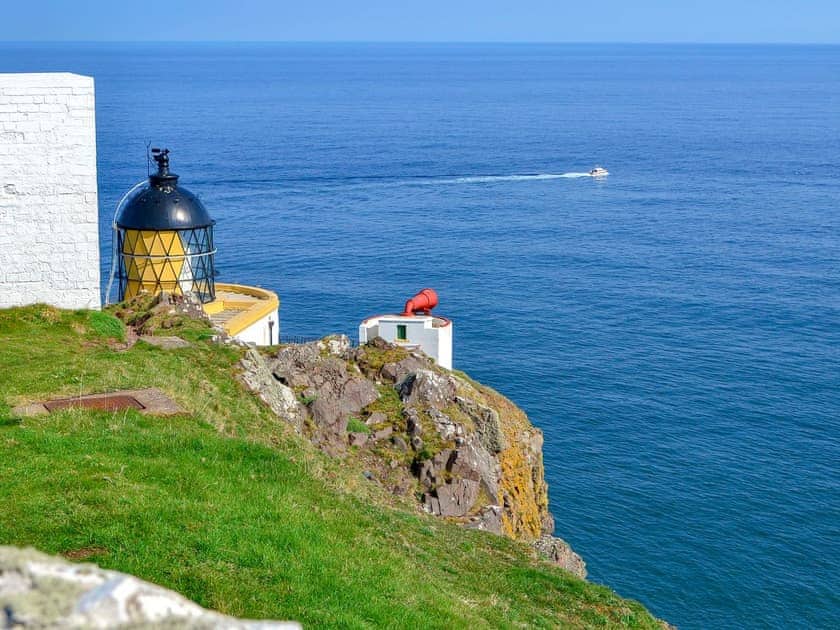 Stunning coastline | St Abbs Lighthouse Cottages, St Abbs Head