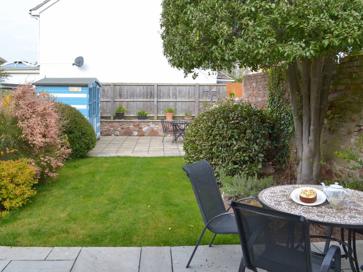 Honeycomb Cottage Ref 28922 In Shaldon Devon Welcomecottages